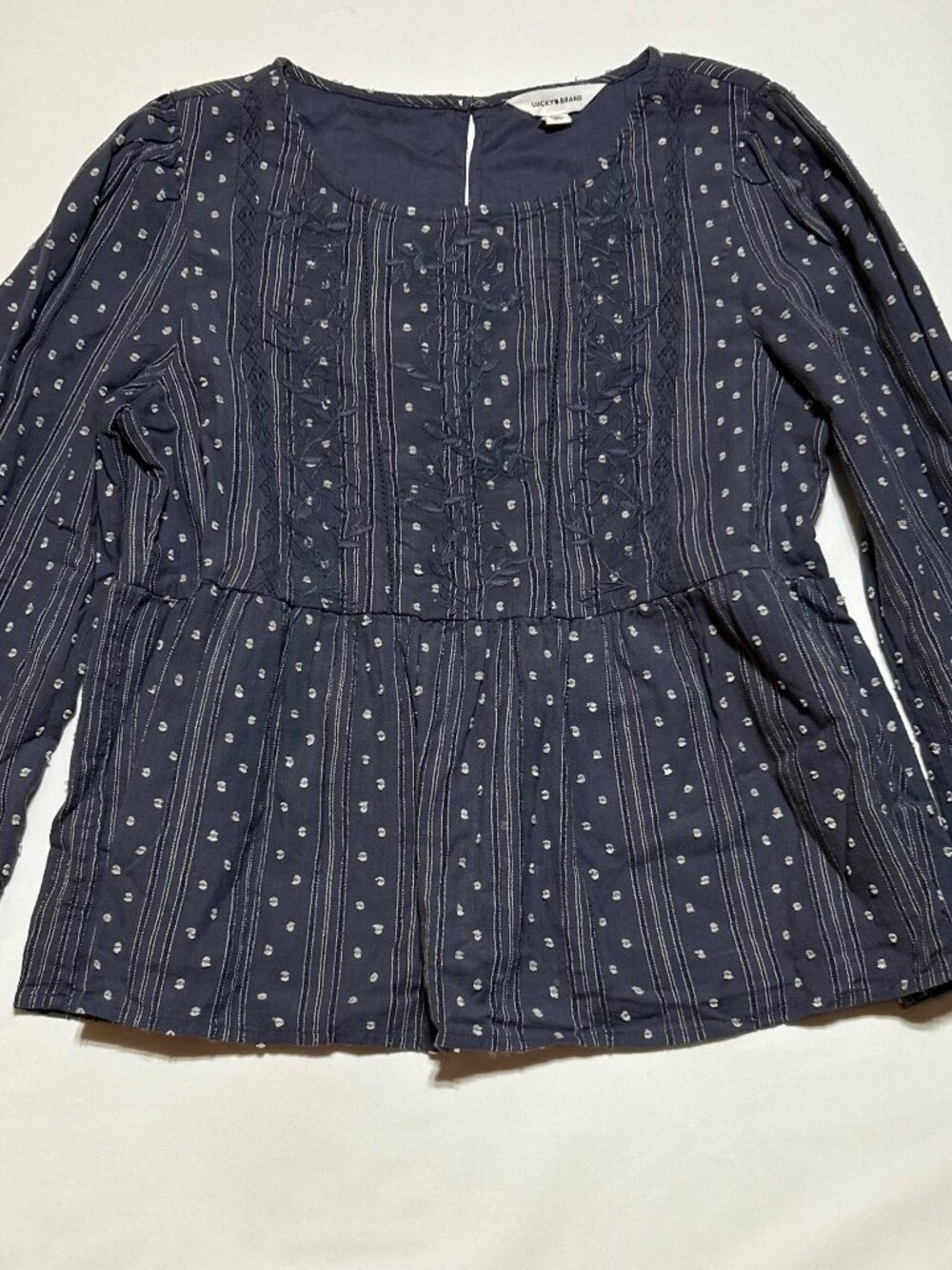 Lucky Brand Babydoll Blouse (XS); Long-Sleeve Peplum; Embroidered Accents